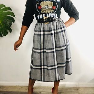 Vintage Evan Picone Navy and White Plaid Skirt 6